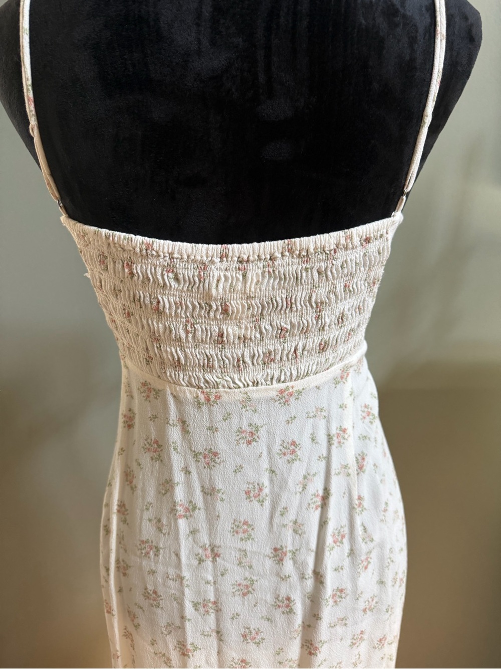 Coquette Midi Dress - Picture 3 of 4